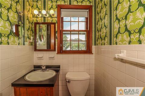 34 Frost Ave, Edison, NJ 08820 photo 16