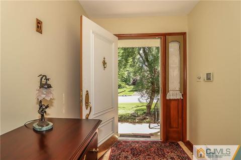 34 Frost Ave, Edison, NJ 08820 photo 3