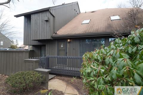 562 Westgate Dr, Edison, NJ 08820 photo 2