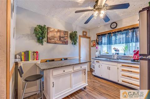 116 Taft Ave, Edison, NJ 08817 photo 9