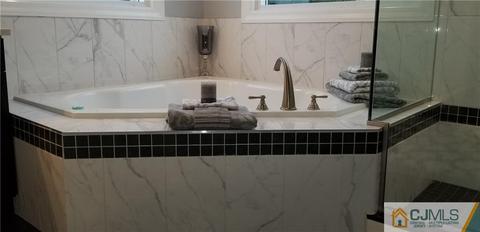 2 Plenge Ct, Edison, NJ 08817 photo 26