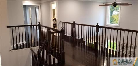 2 Plenge Ct, Edison, NJ 08817 photo 8