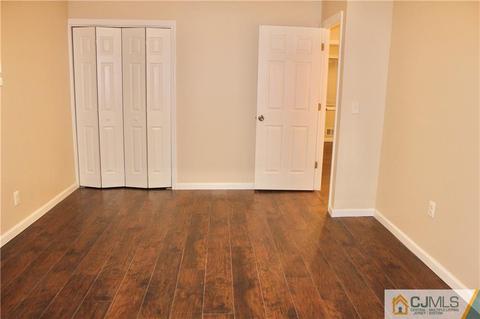 10 Dobson Rd, Edison, NJ 08817 photo 13