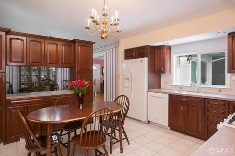1 Moraine Rd, Edison, NJ 08820 photo 14
