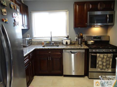 34 Phillips Rd, Edison, NJ 08817 photo 3