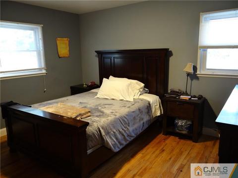 34 Phillips Rd, Edison, NJ 08817 photo 11