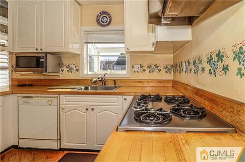 173 Old Post Rd, Edison, NJ 08817 photo 15