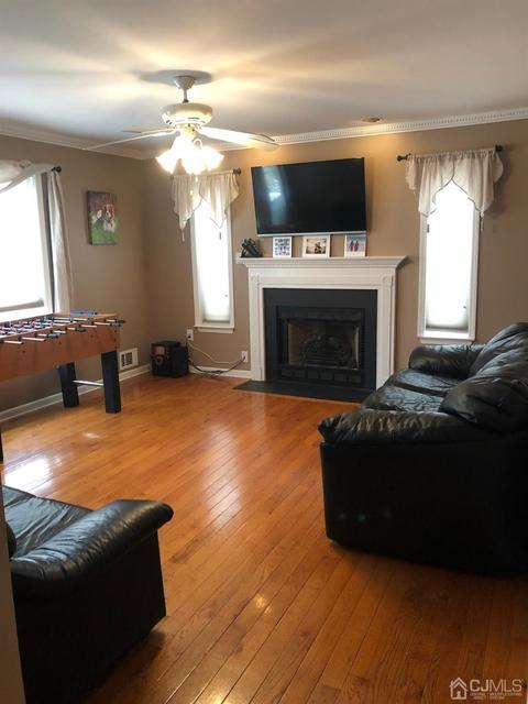 3 Sutton Pl, Helmetta, NJ 08828 photo 16