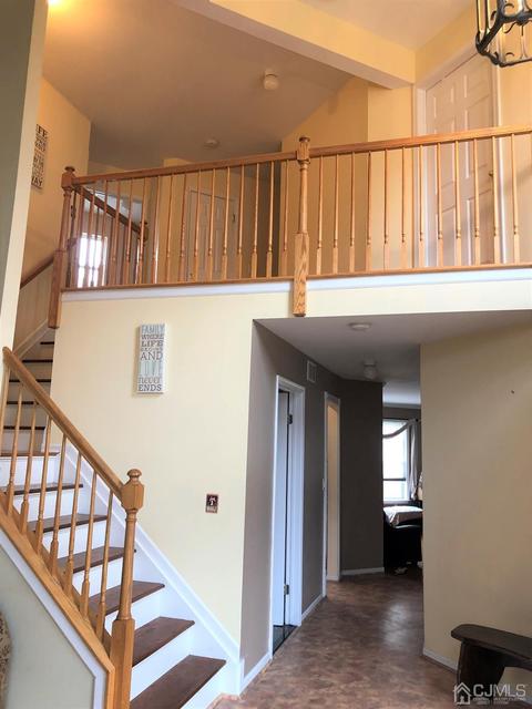 3 Sutton Pl, Helmetta, NJ 08828 photo 5