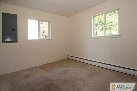 27 Eardley Rd, Edison, NJ 08817 photo 11