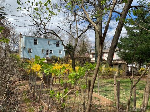 19 Middlesex Ave, Edison, NJ 08820 photo 14
