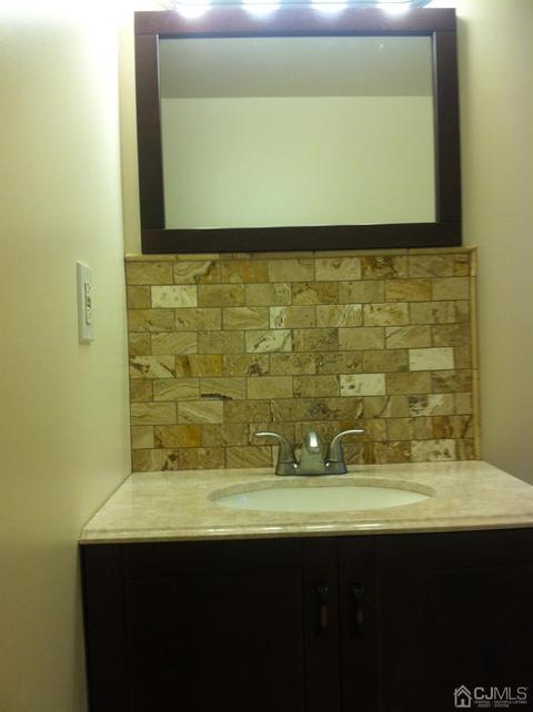 19 Middlesex Ave, Edison, NJ 08820 photo 7