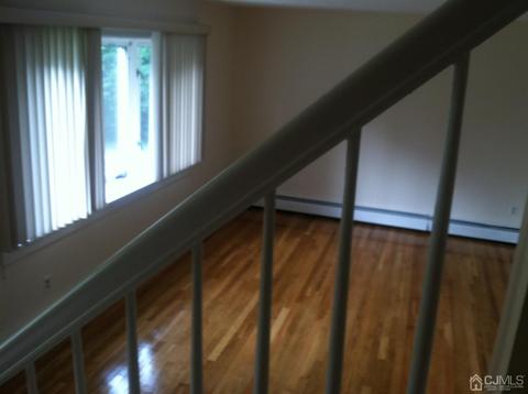 19 Middlesex Ave, Edison, NJ 08820 photo 4
