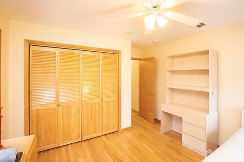 23 Brookfall Rd, Edison, NJ 08817 photo 10