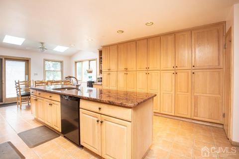23 Brookfall Rd, Edison, NJ 08817 photo 4
