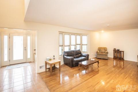 23 Brookfall Rd, Edison, NJ 08817 photo 2