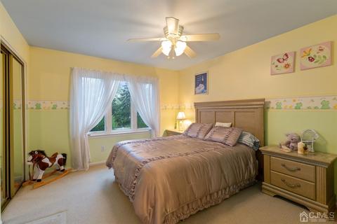 1 Bennington Dr, Edison, NJ 08820 photo 17