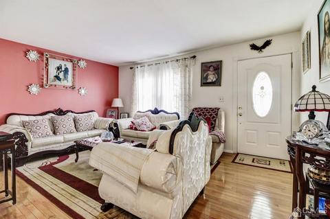 160 Plainfield Ave, Edison, NJ 08817 photo 4
