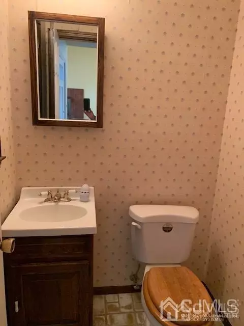 45 Meyer Rd, Edison, NJ 08817 photo 7