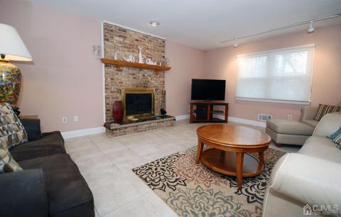 13 Walnut Ct, Matawan, NJ 07747 photo 18