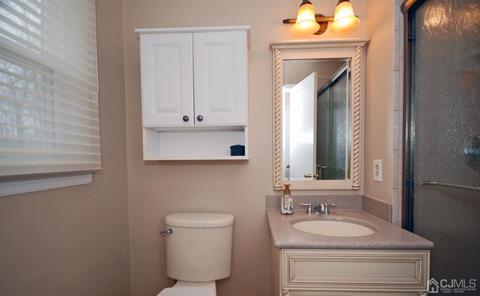 13 Walnut Ct, Matawan, NJ 07747 photo 27