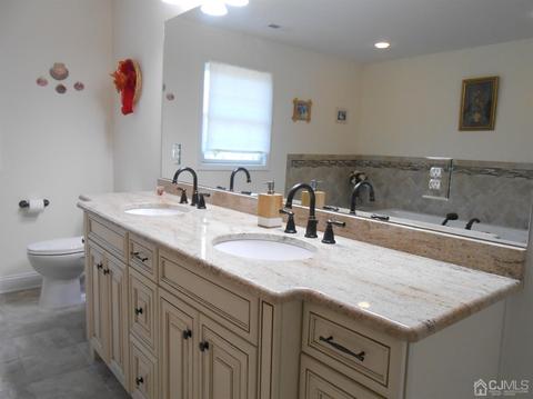 33 Harding Ave, Edison, NJ 08820 photo 32