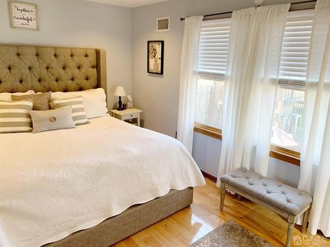 15 Ovington Ave, Edison, NJ 08817 photo 8
