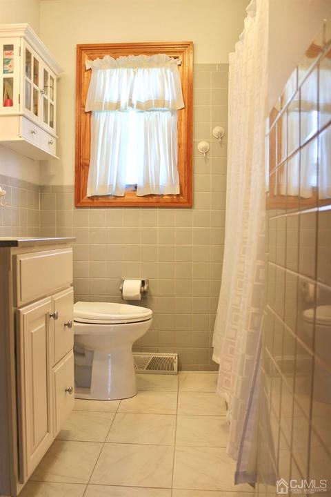 1 Taft Ave, Edison, NJ 08817 photo 17