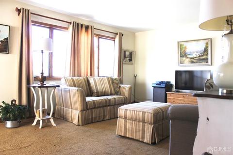 1 Taft Ave, Edison, NJ 08817 photo 8