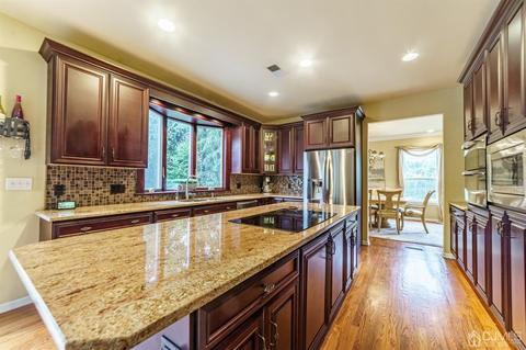 68 Atherton Ct, Wayne, NJ 07470 photo 8