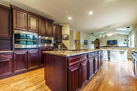 68 Atherton Ct, Wayne, NJ 07470 photo 10