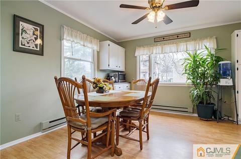 526 Fairview Ave, Middlesex, NJ 08846 photo 7