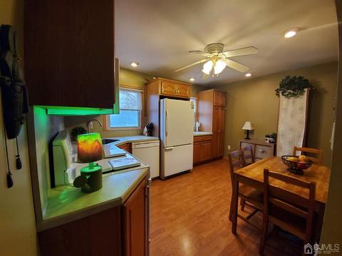 190 Plainfield Ave, Edison, NJ 08817 photo 11