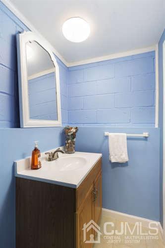 547 Cook Ave, Middlesex, NJ 08846 photo 14