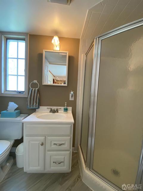 22 Wakefield Dr, Edison, NJ 08820 photo 16