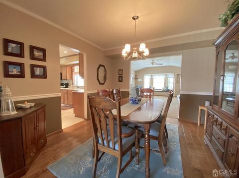 22 Wakefield Dr, Edison, NJ 08820 photo 8