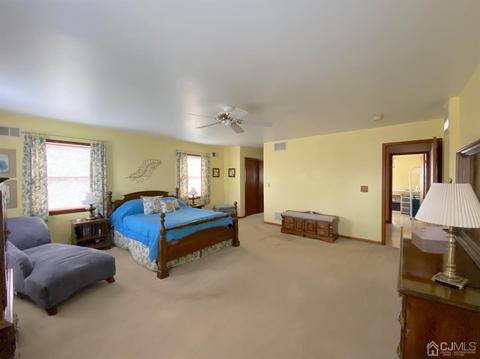 22 Wakefield Dr, Edison, NJ 08820 photo 18