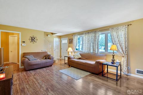 5 Boxwood Ct, Ewing, NJ 08628 photo 4