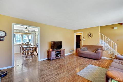 5 Boxwood Ct, Ewing, NJ 08628 photo 7