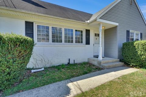 5 Boxwood Ct, Ewing, NJ 08628 photo 2