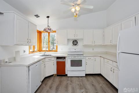 173 Cottrell Rd, Matawan, NJ 07747 photo 20