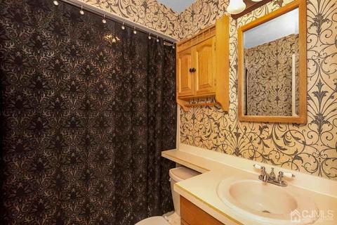 720 William St, Middlesex, NJ 08846 photo 9