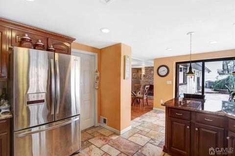 13 E Maple St, Colonia, NJ 07067 photo 12