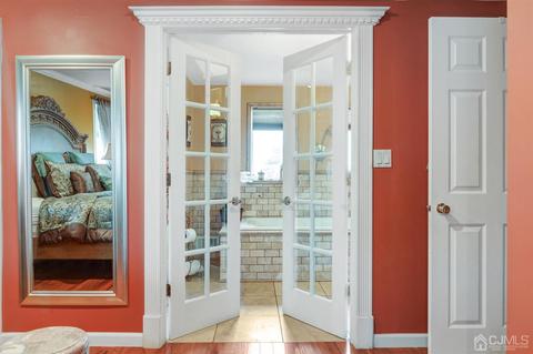 13 E Maple St, Colonia, NJ 07067 photo 16