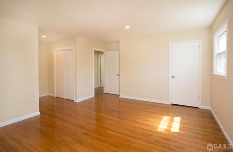 38 Eileen Way, Edison, NJ 08837 photo 22