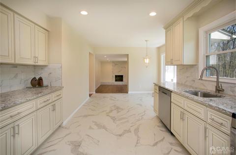 38 Eileen Way, Edison, NJ 08837 photo 14