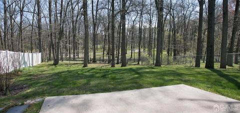 38 Eileen Way, Edison, NJ 08837 photo 4