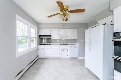 24 Rande Dr, Wayne, NJ 07470 photo 11
