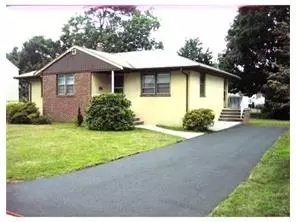 515 Clinton Ave, Middlesex, NJ 08846 photo 2