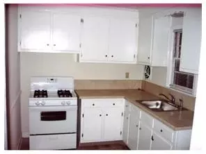 515 Clinton Ave, Middlesex, NJ 08846 photo 5